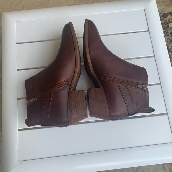 Alex Marie brown leather booties size 9M - Picture 8 of 15
